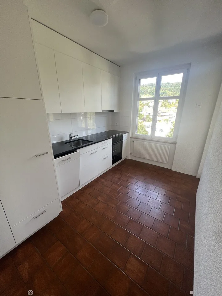 3-bedroom apartment for rent in Biel – photo 6 of 10