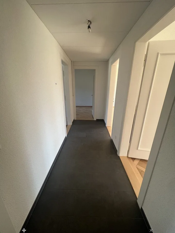 3-bedroom apartment for rent in Biel – photo 5 of 10