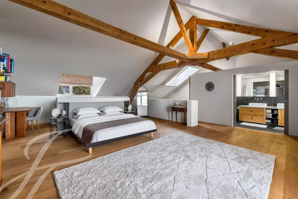 Schönes Dorfhaus mit Panoramablick auf den See – Foto 6 von 13