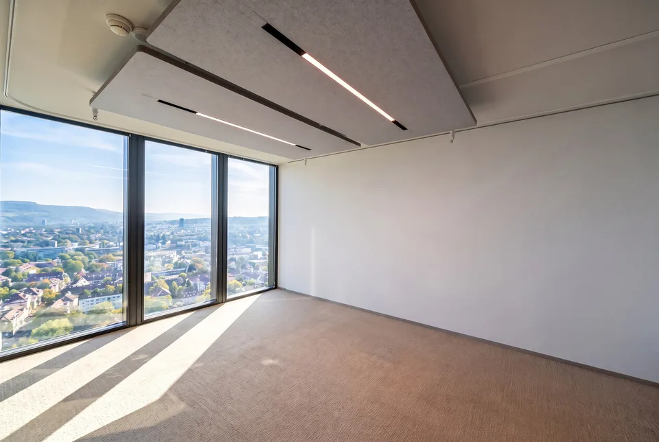 SKYLINE. EXCLUSIVE. BUSINESS. – Foto 8 von 13