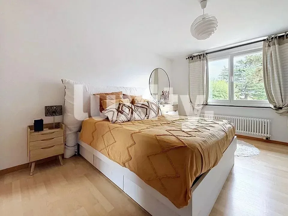 Bella villa a schiera di 5 locali con giardino e terrazza a Rolle – foto 4 di 8