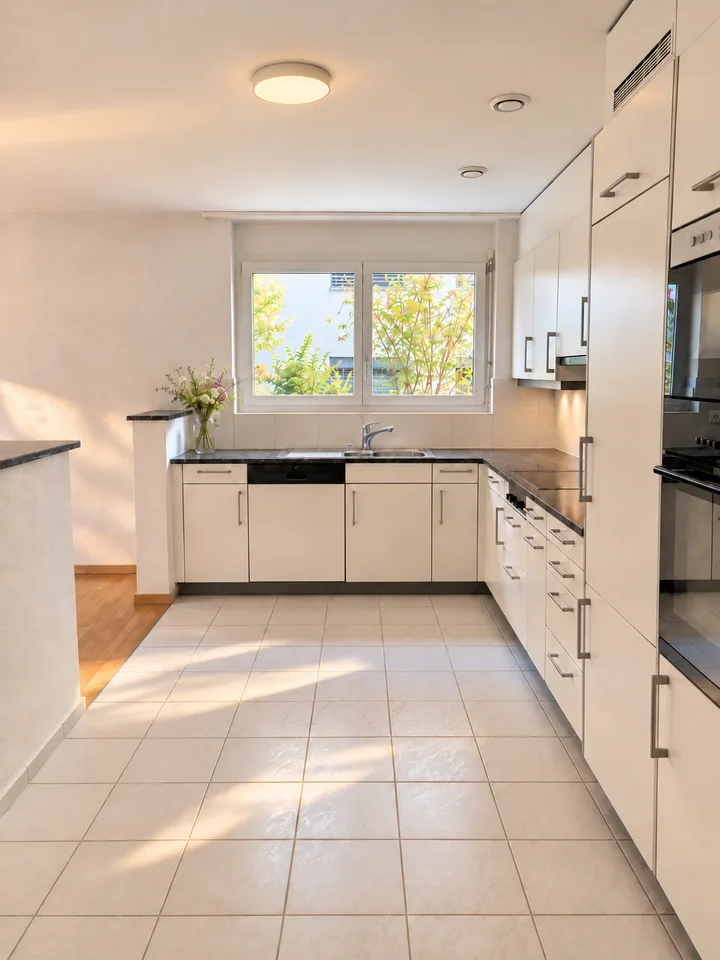 Appartamento luminoso 4.5 locali al piano terra a Bülach – disponibile immediatamente! – foto 4 di 5