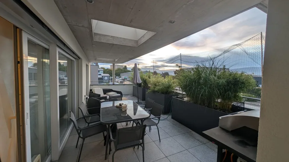 AVEC UNE GRANDE TERRASSE ET UN GRAND JARDIN – photo 7 sur 10
