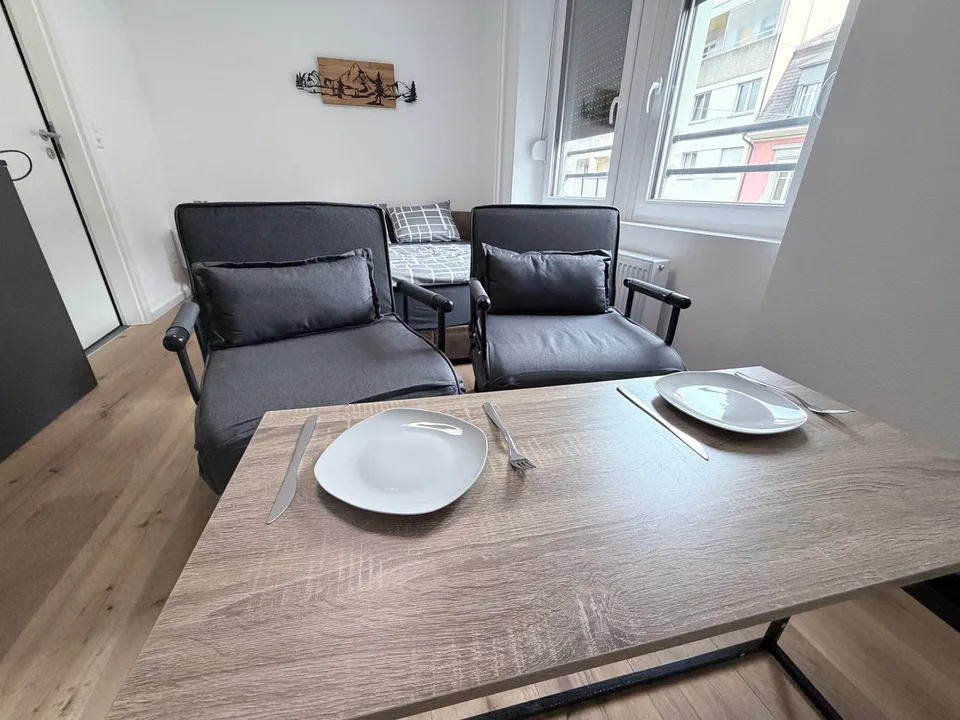 Studio moderne à Bienne – disponible immédiatement – photo 9 sur 20