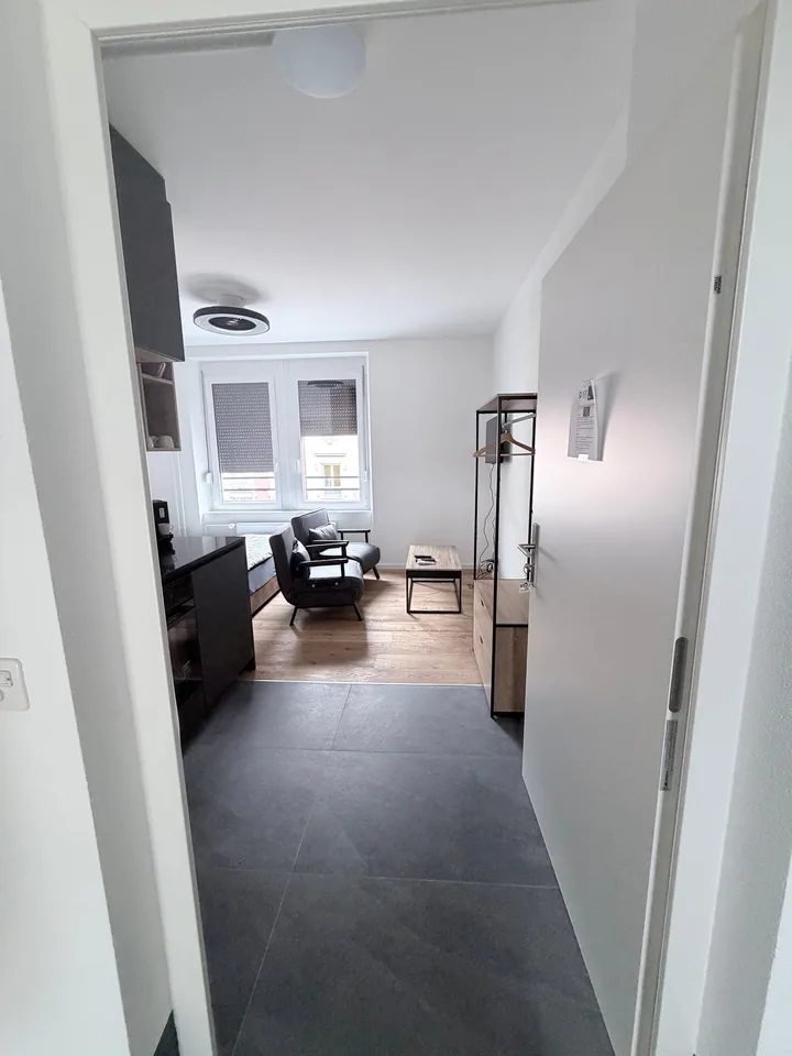 Studio moderne à Bienne – disponible immédiatement – photo 3 sur 20