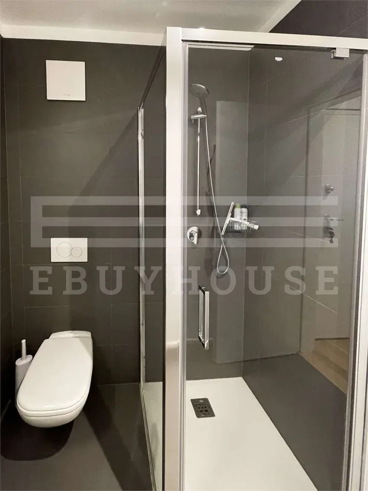 Pedrinate - Elegant 4.5 Zimmerwohnung eingerichtet und umgeben von Grün – Foto 8 von 12