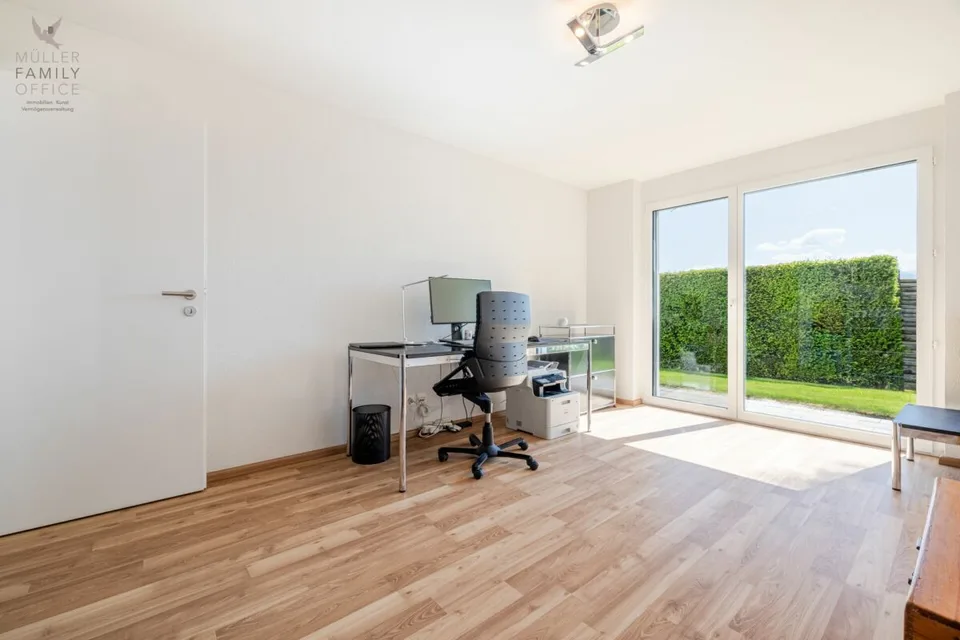 Exklusives 6 1/2 Zimmer-Einfamilienhaus mit hochwertiger Ausstattung – Foto 10 von 13