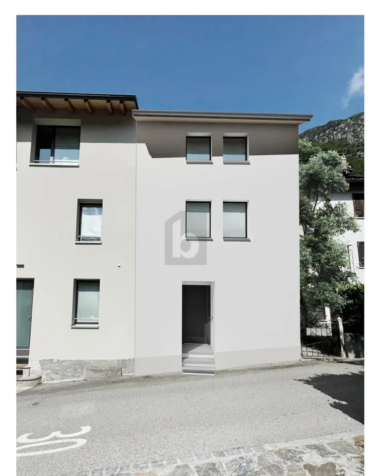SUPER PREIS!! LIEBES HAUS IM KERN ZU RENOVIEREN – Foto 3 von 4