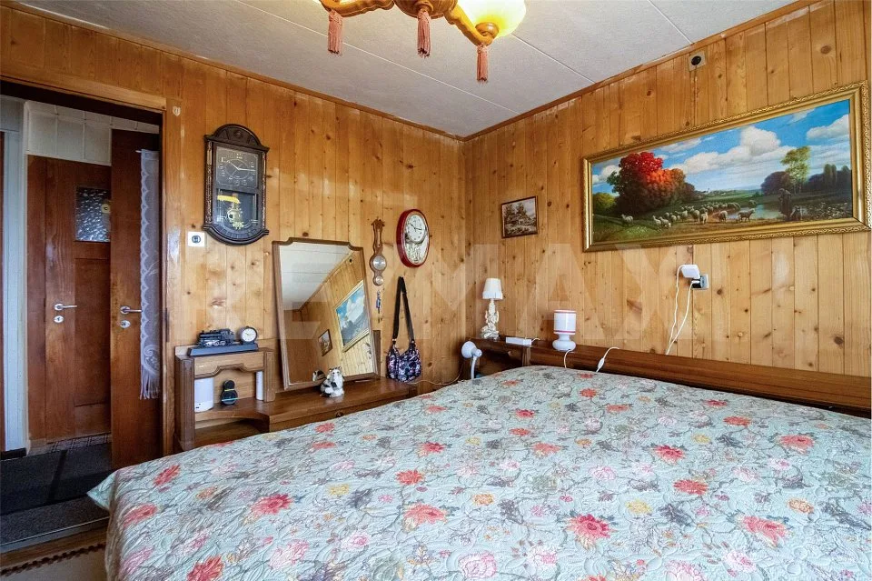 Chalet charmant de 4,5 pièces avec vue lointaine sur les champs et les prairies dans un quartier résidentiel – photo 2 sur 13