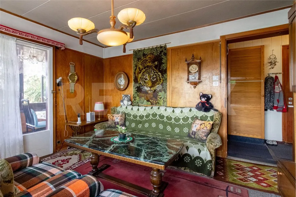 Chalet charmant de 4,5 pièces avec vue lointaine sur les champs et les prairies dans un quartier résidentiel – photo 4 sur 13