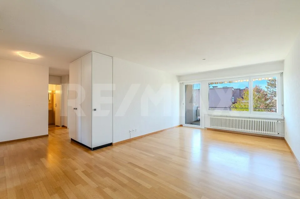 Appartamento di 3.5 locali ben curato con due balconi – foto 2 di 13