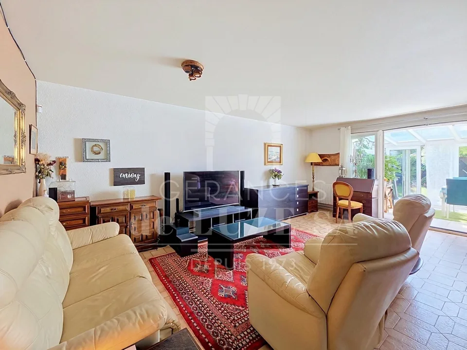 EN EXCLUSIVITÉ ? VILLA FAMILIALE DE 6 PIÈCES AVEC JARDIN PRIVATIF – photo 12 sur 20