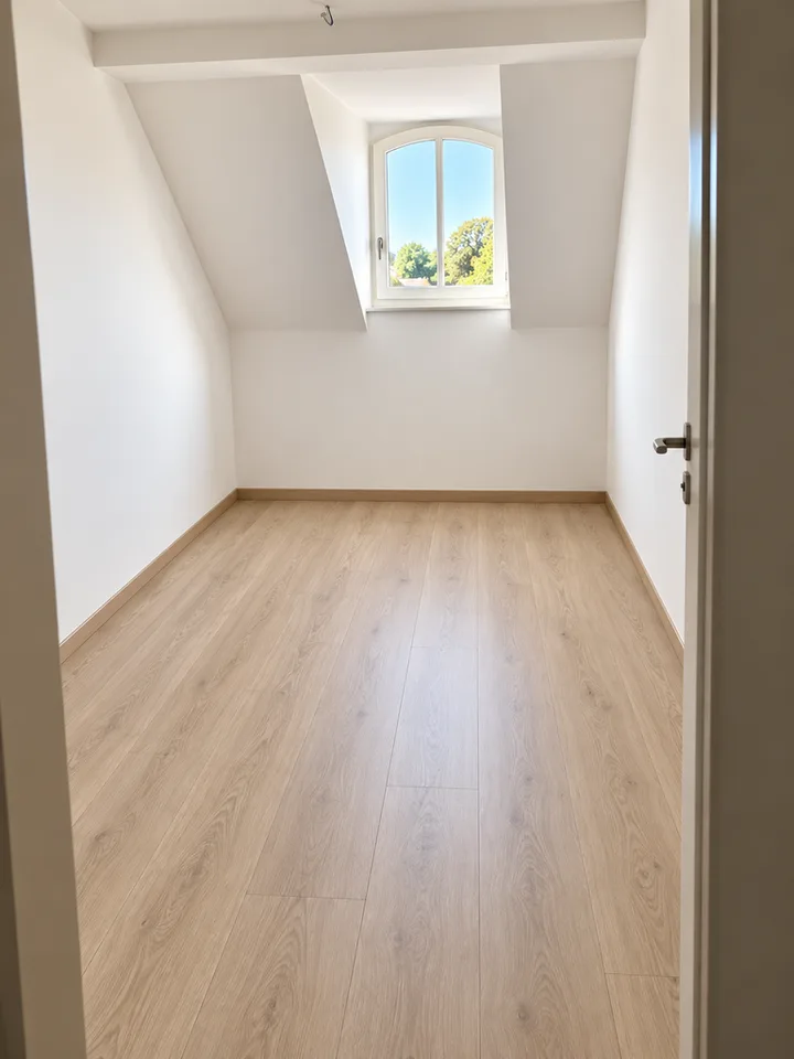 Schöne 2-Zimmer Wohnung mit Atelier – Foto 4 von 8