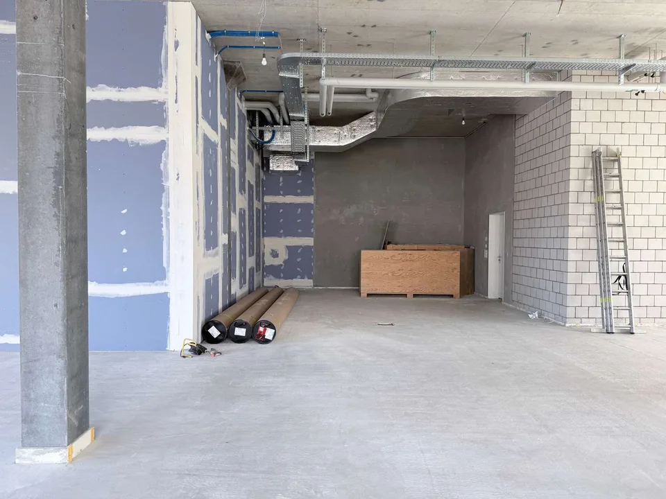 Espace commercial polyvalent avec 308 m² à Horn – photo 6 sur 6