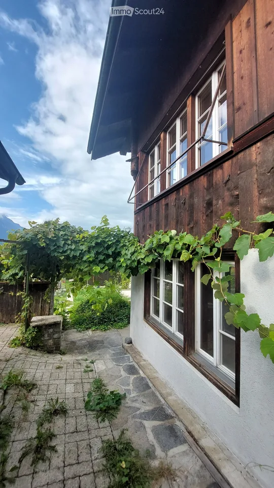 Maison d'habitation charmante avec 2 unités d'habitation dans un cadre idyllique à Brienz BE – photo 11 sur 11