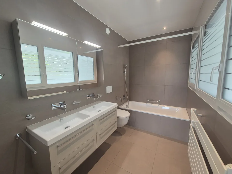 Magnificent high-standard apartment – photo 10 of 11