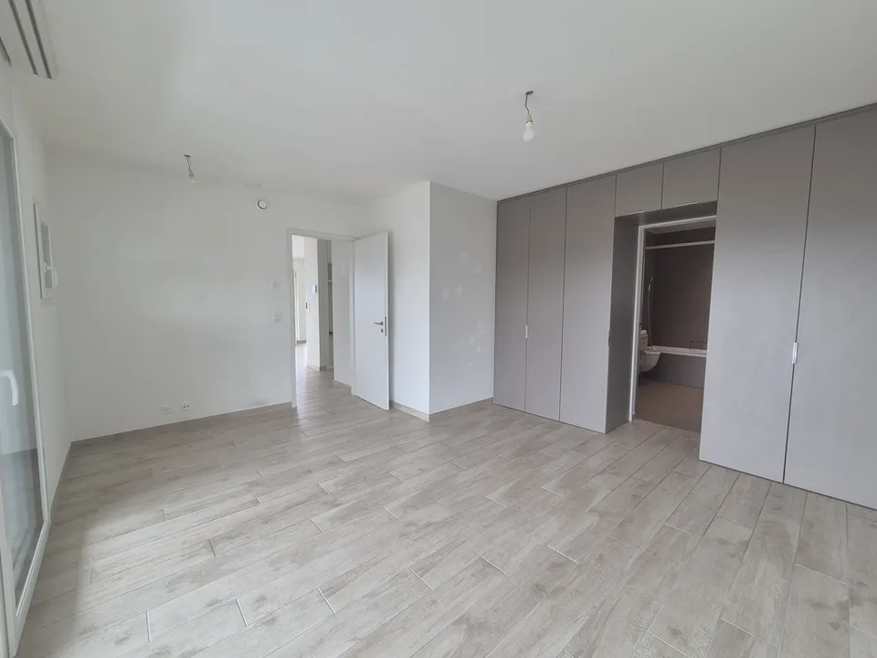 Magnificent high-standard apartment – photo 5 of 11