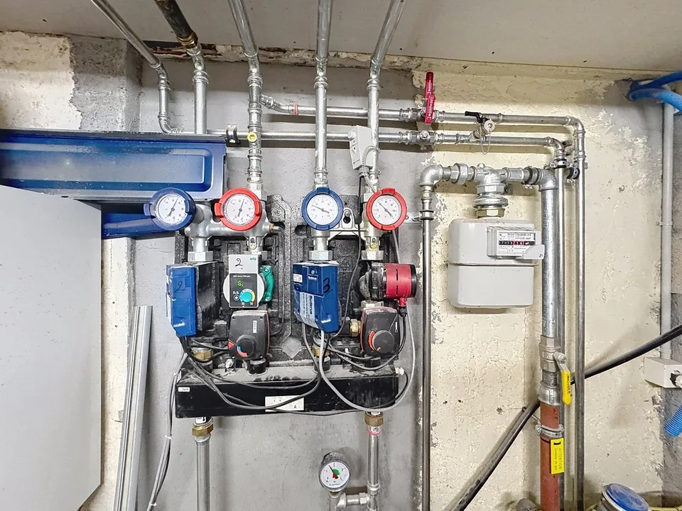 Edificio completamente ristrutturato | 19,3 % di rendita su fondi propri | 5 lotti PPE – foto 13 di 13