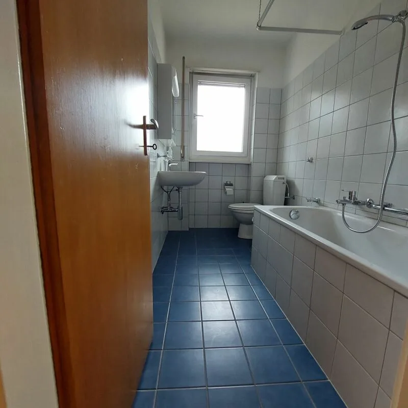 Mietwohnung mit 2.5 Zimmern im 2. Stock – Foto 5 von 6