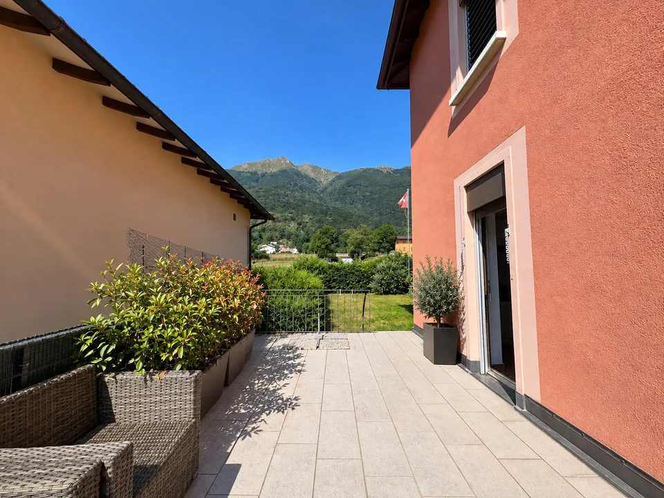 CASA SINGOLA CON GIARDINO – photo 12 sur 12