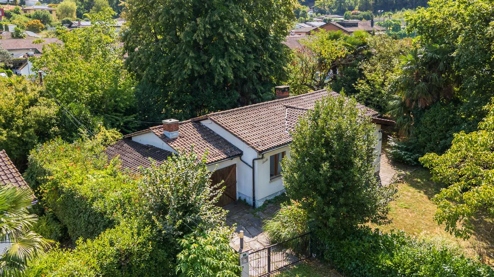Attraktives Grundstück mit Rückbauobjekt in Origlio TI – Foto 2 von 9