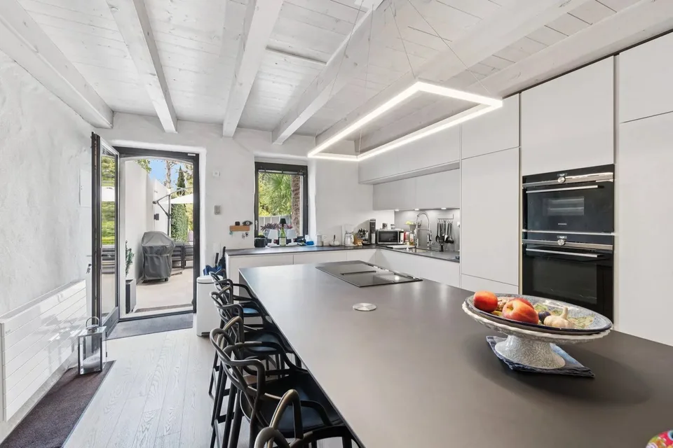 Maison rénovée dans un corps de ferme – photo 16 sur 26