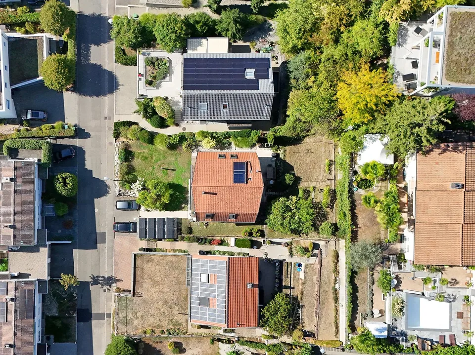 Charmantes Einfamilienhaus mit Garten an ruhiger Lage in Reinach – Foto 12 von 13