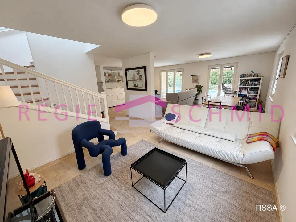 Villa individuelle de 8,5 pièces à Trélex au calme avec piscine – photo 4 sur 10