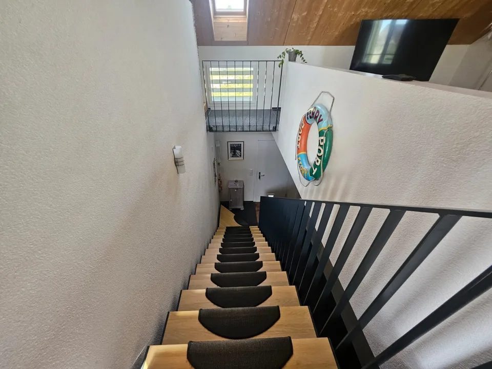 Delizioso appartamento 4.5 locali in maisonnette a Kirchberg – foto 11 di 14