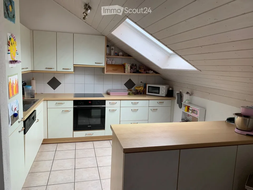 Reprise de bail : appartement lumineux et mansardé – photo 2 sur 5