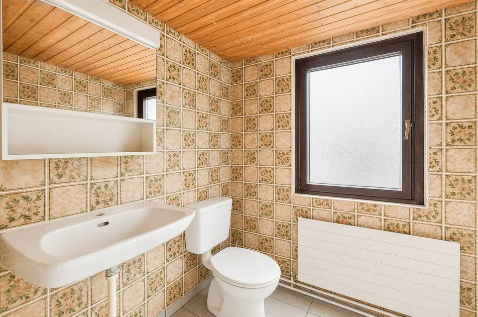 Maison familiale entièrement louée avec 5 appartements, 2 places de parking, 5,5% de rendement & potentiel de développement! – photo 13 sur 14