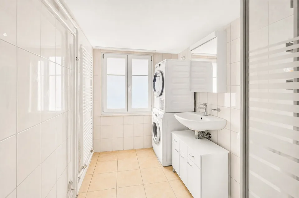 Maison familiale entièrement louée avec 5 appartements, 2 places de parking, 5,5% de rendement & potentiel de développement! – photo 10 sur 14
