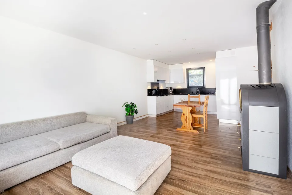 Appartamento duplex con splendida vista sul Lago di Vogorno – foto 4 di 12