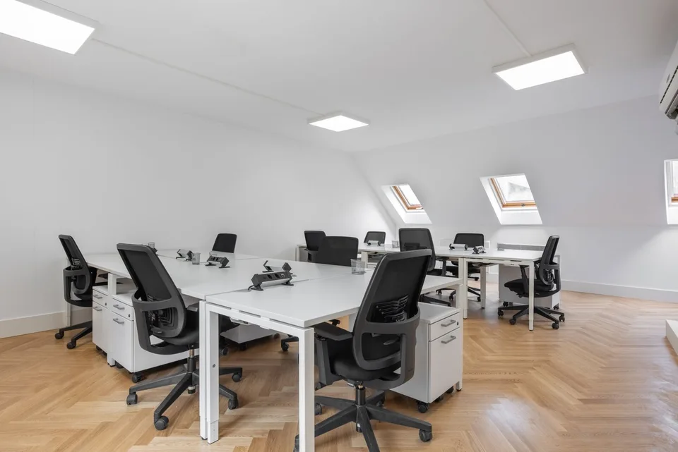 Büro für 50 Personen bei Signature Rhone – Foto 9 von 12