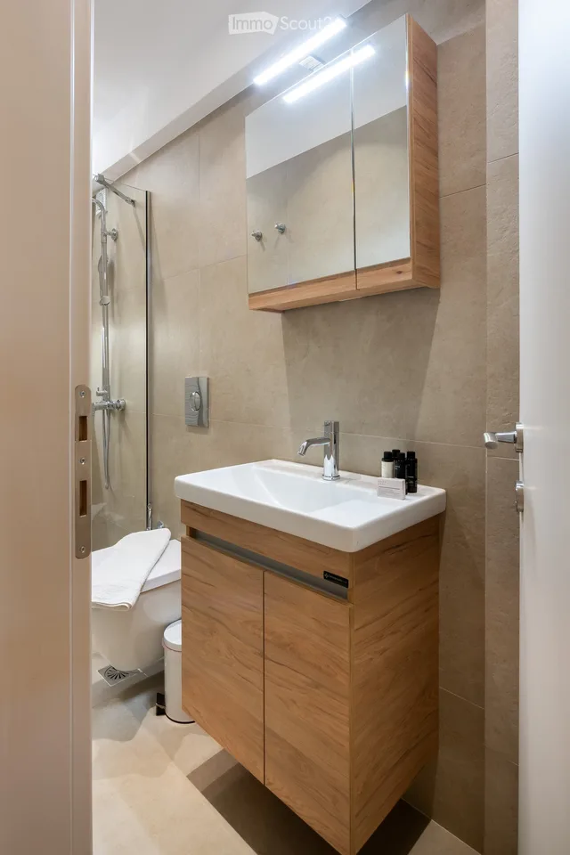Nouveau bâtiment / Appartement meublé 5e étage // Propriété par étage à Paleo Faliro – photo 11 sur 20