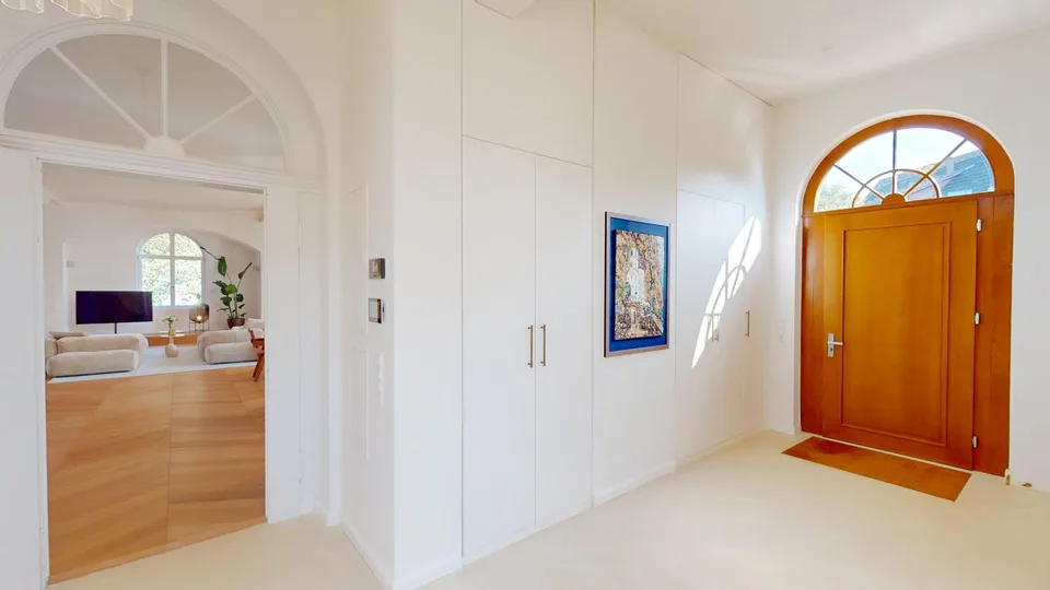 Charmi storici e design moderno, villa completamente ristrutturata ad Altweil con 346 m² di spazio abitativo – foto 7 di 18