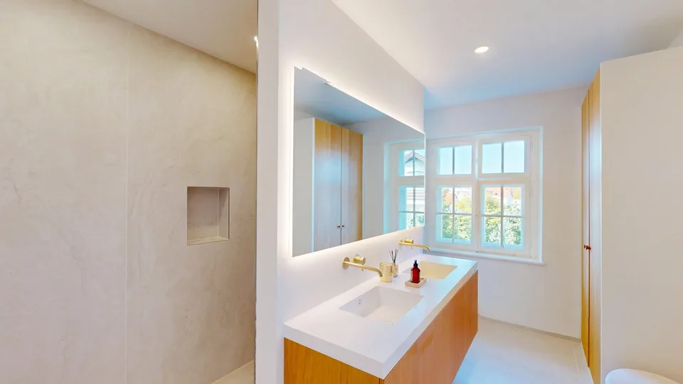 Charmi storici e design moderno, villa completamente ristrutturata ad Altweil con 346 m² di spazio abitativo – foto 12 di 18