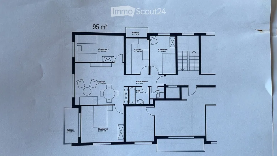 Zu vermieten in Sierre, geräumige 4,5-Zimmer-Wohnung mit 2 Balkonen – Foto 2 von 2