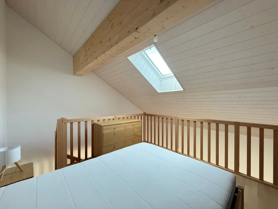 Affascinante appartamento duplex di 2 locali arredato – foto 9 di 9