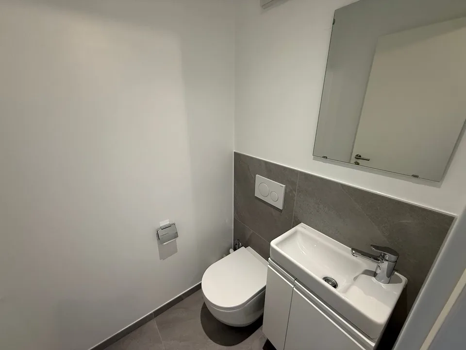 Affascinante appartamento duplex di 2 locali arredato – foto 7 di 9