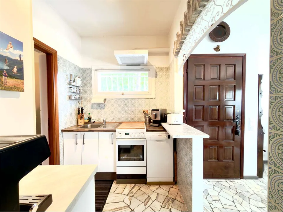 Splendido appartamento con terrazza in posizione soleggiata e tranquil – foto 8 di 13