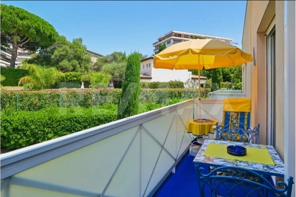 Mediterrane Eleganz mit Pool und sonniger Terrasse im Herzen an der Cote d'Azur – Foto 6 von 12