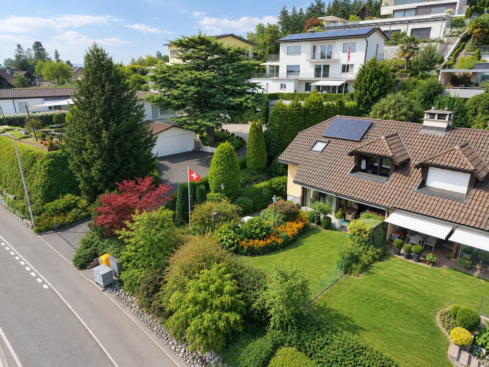Charmantes 5.5-Zimmer-Doppeleinfamilienhaus – Foto 12 von 13