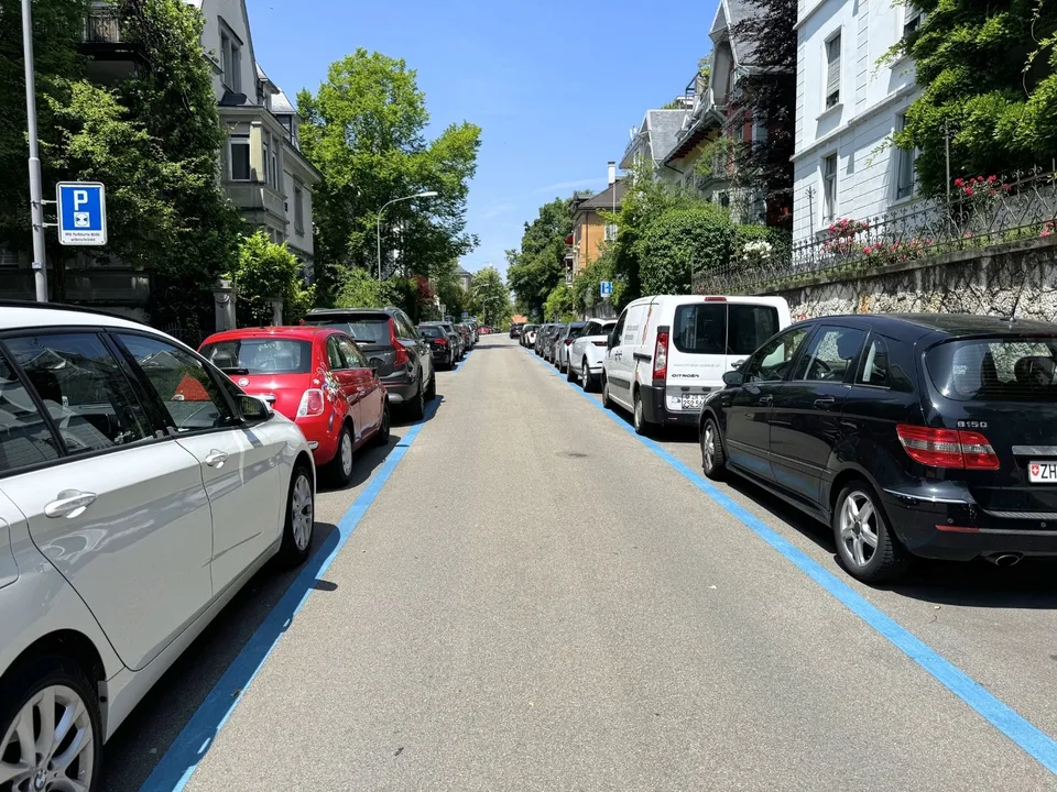 (BEFRISTET/TEMPORARY 31.01.2027) 3 Schlafzimmer Wohnung im Zürich – foto 13 di 15