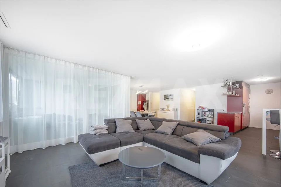 Attraktives Rendite- und Anlagepaket: Vier moderne 4.5-Zi. -Wohnungen, zentrale Lage, 6438 Ibach, SZ – Foto 2 von 13