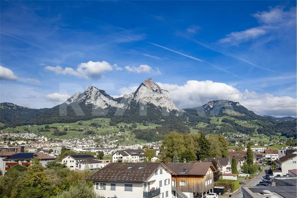 Attraktives Rendite- und Anlagepaket: Vier moderne 4.5-Zi. -Wohnungen, zentrale Lage, 6438 Ibach, SZ – Foto 13 von 13