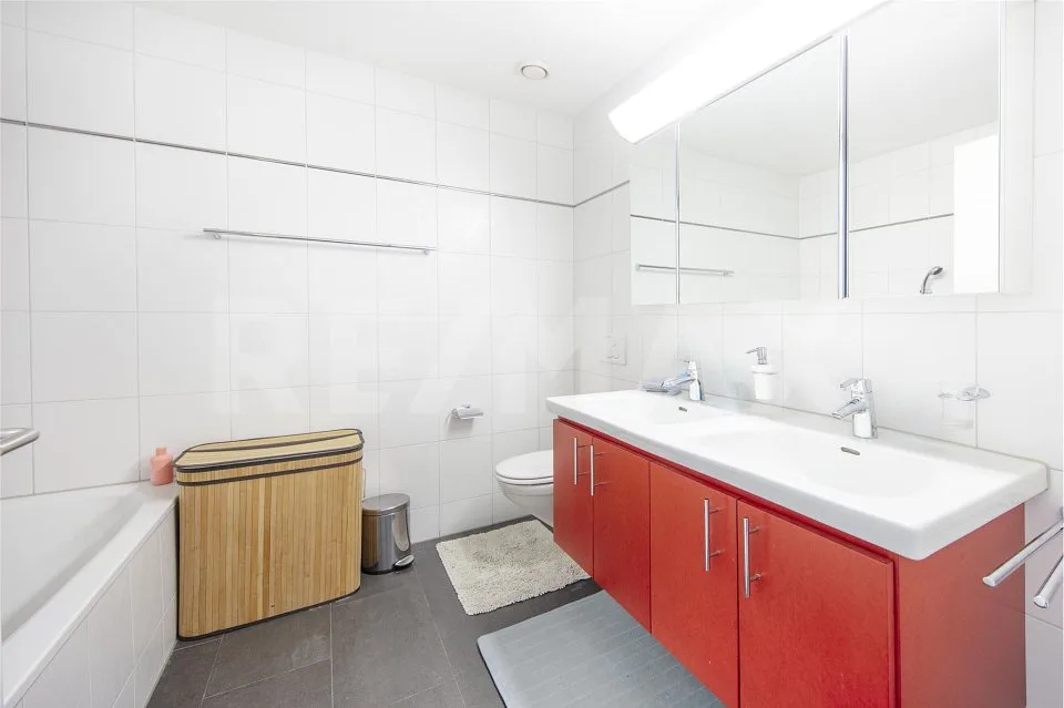 Attraktives Rendite- und Anlagepaket: Vier moderne 4.5-Zi. -Wohnungen, zentrale Lage, 6438 Ibach, SZ – Foto 9 von 13