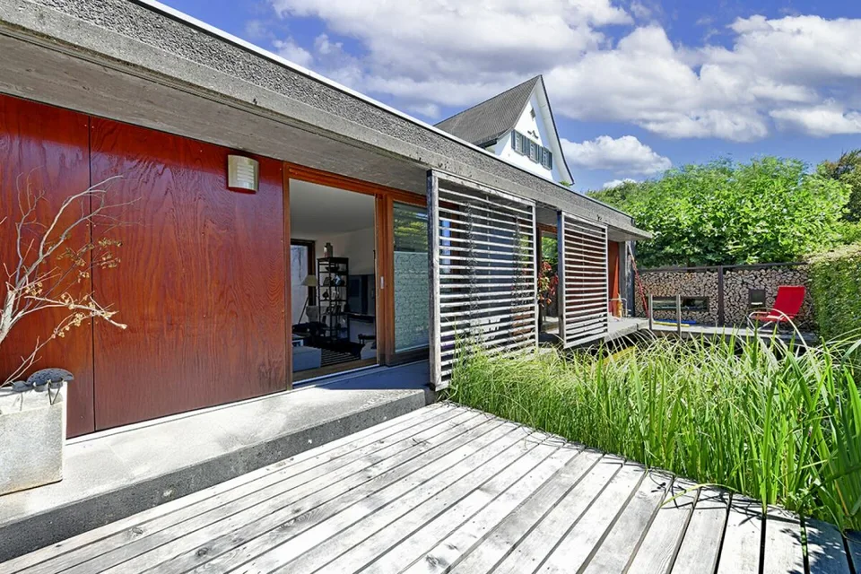 4.5-Zi. Reihenmittelhaus mit aussergewöhnlicher Architektur – Foto 11 von 16