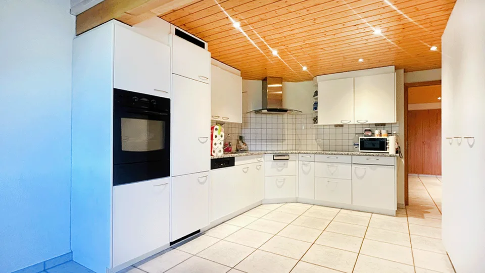 Maison multifamiliale avec grande réserve de terrain constructible – photo 9 sur 24