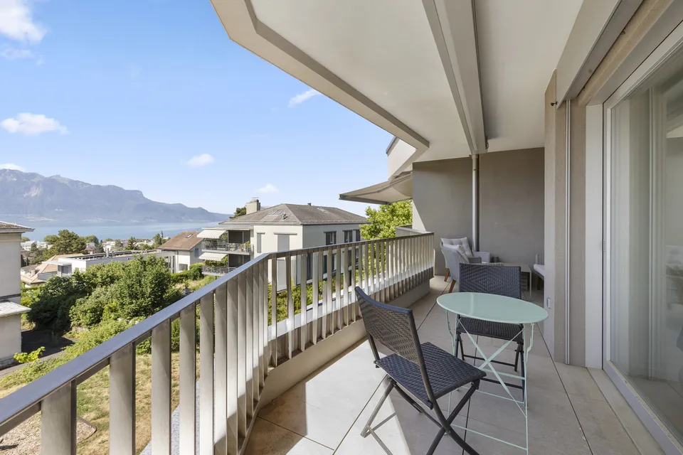 Réveillez-vous face au Léman : attique lumineux à Vevey – foto 12 di 20